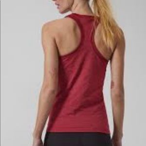 Athleta Momentum Seamless Tank size L